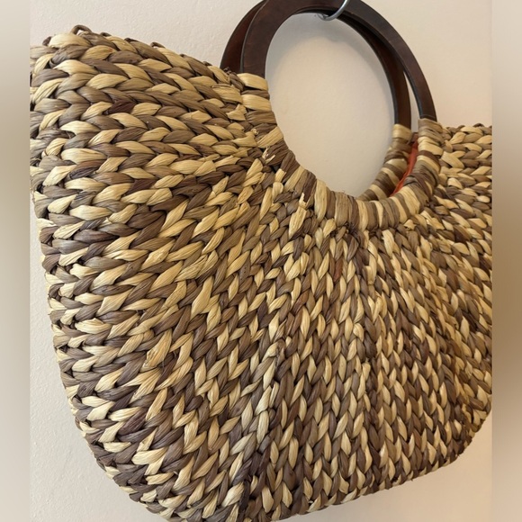 The Limited Woven Natural Fiber Wood Handle Large Tote - Picture 4 of 8